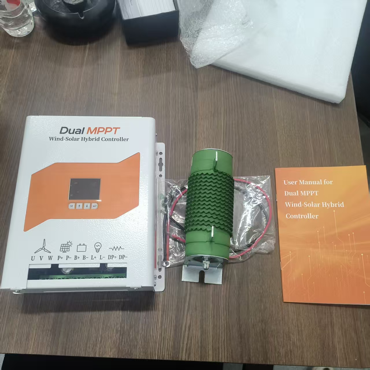 Wind Solar Hybrid Kit - MPPT Charge Controller Solar & Wind