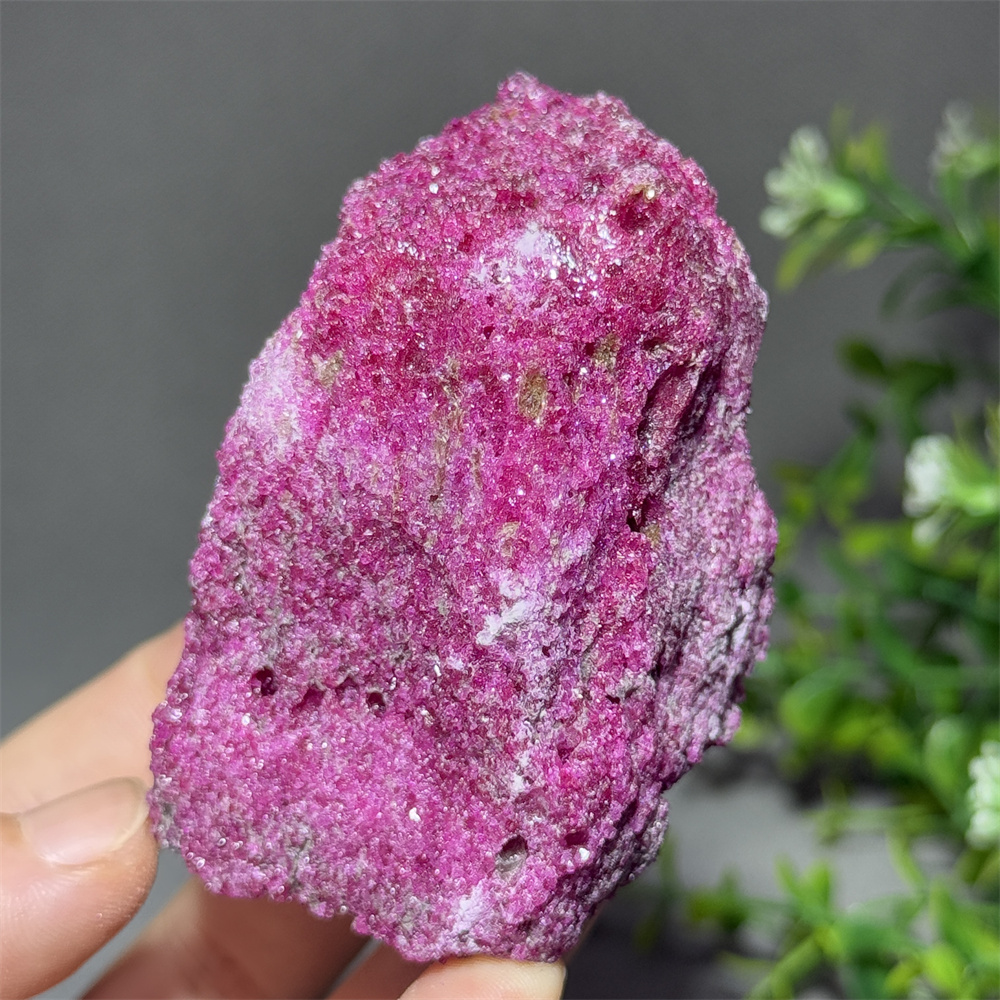Natural Red Corundum Ruby Roug - Renewable Energy Infrastructure 评论和价格