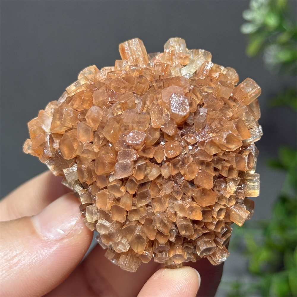 Natural Orange Aragonite Cryst - Renewable Energy Infrastructure 评论和价格
